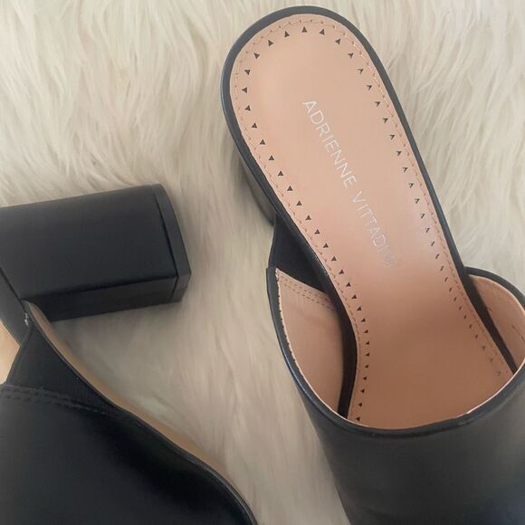 Black mules - Picture 3 of 5